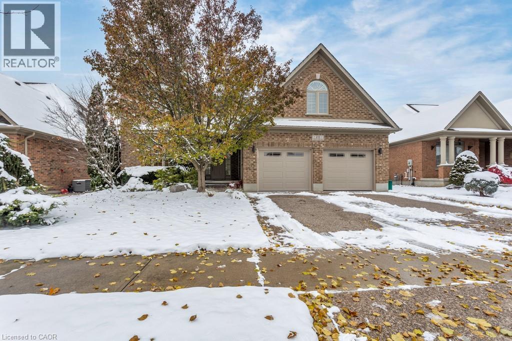 211 TERRACE WOOD Crescent, Kitchener, Ontario