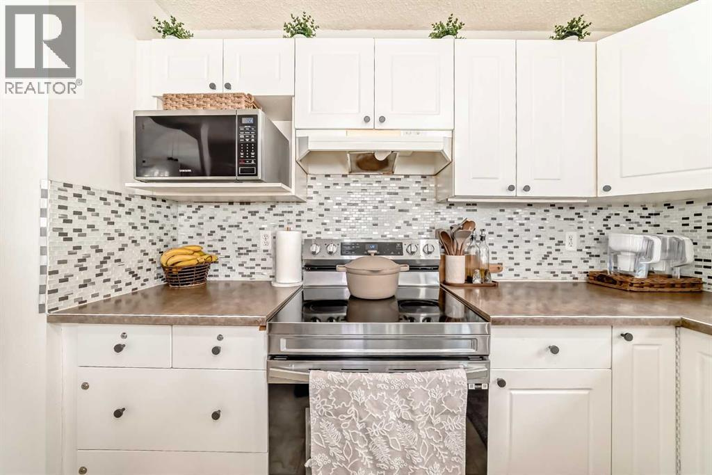 Single Family House for Sale in  Erin Meadow Way SE Erin Woods Calgary 