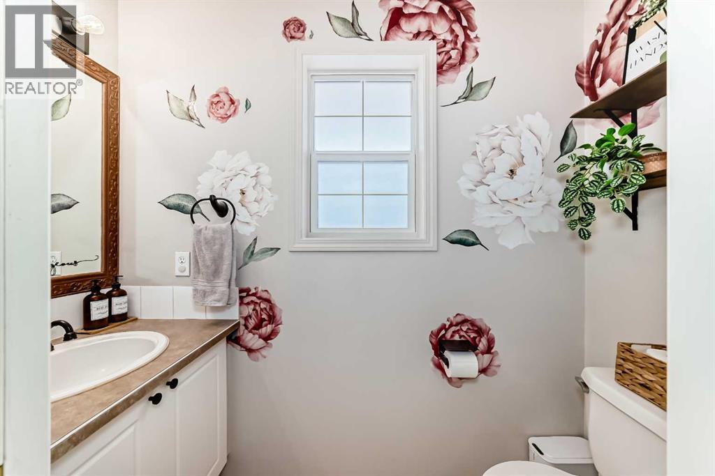 Single Family House for Sale in  Erin Meadow Way SE Erin Woods Calgary 