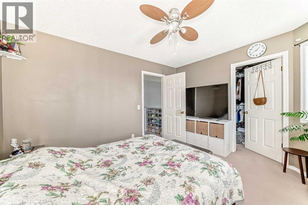 Single Family House for Sale in  Erin Meadow Way SE Erin Woods Calgary 