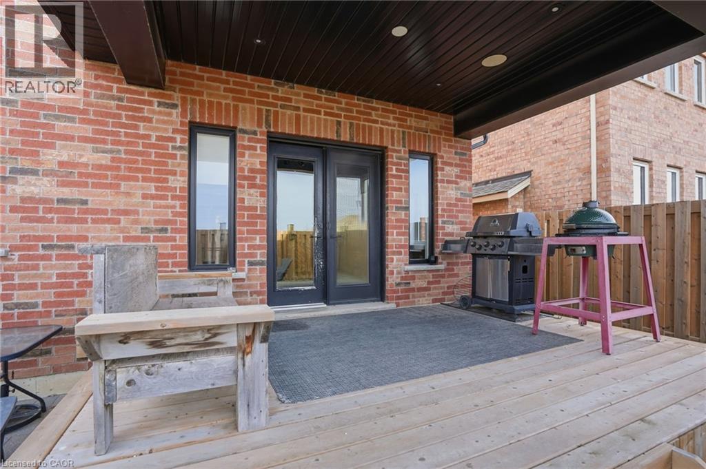 83 HOMESTEAD Way - 33
