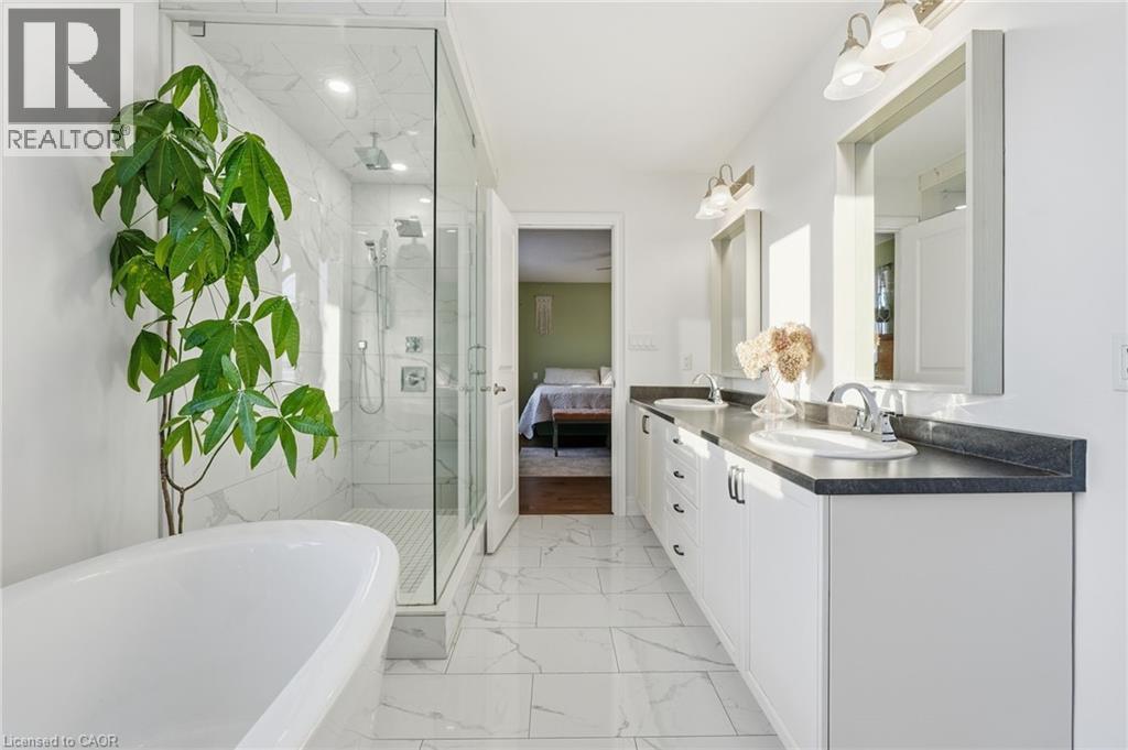83 HOMESTEAD Way - 22