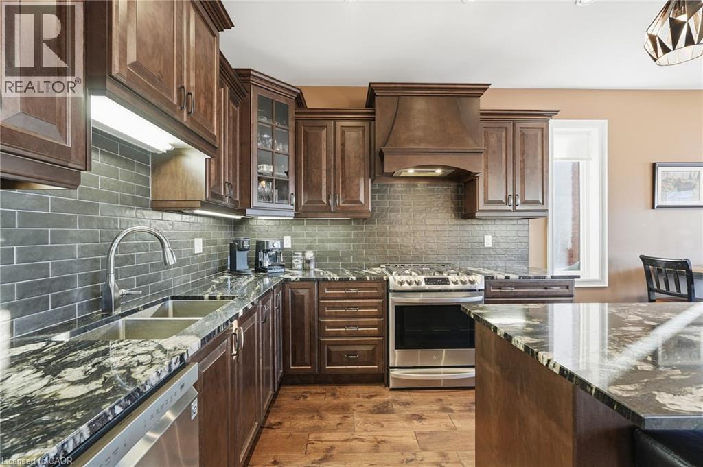 83 HOMESTEAD Way - 16