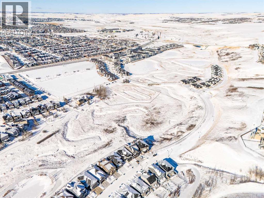 Single Family House for Sale in  Evansridge Circle NW Evanston Calgary 