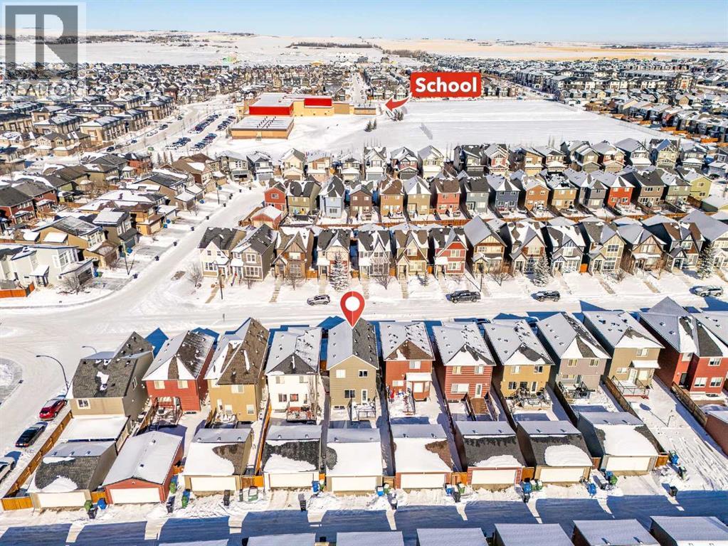 Single Family House for Sale in  Evansridge Circle NW Evanston Calgary 