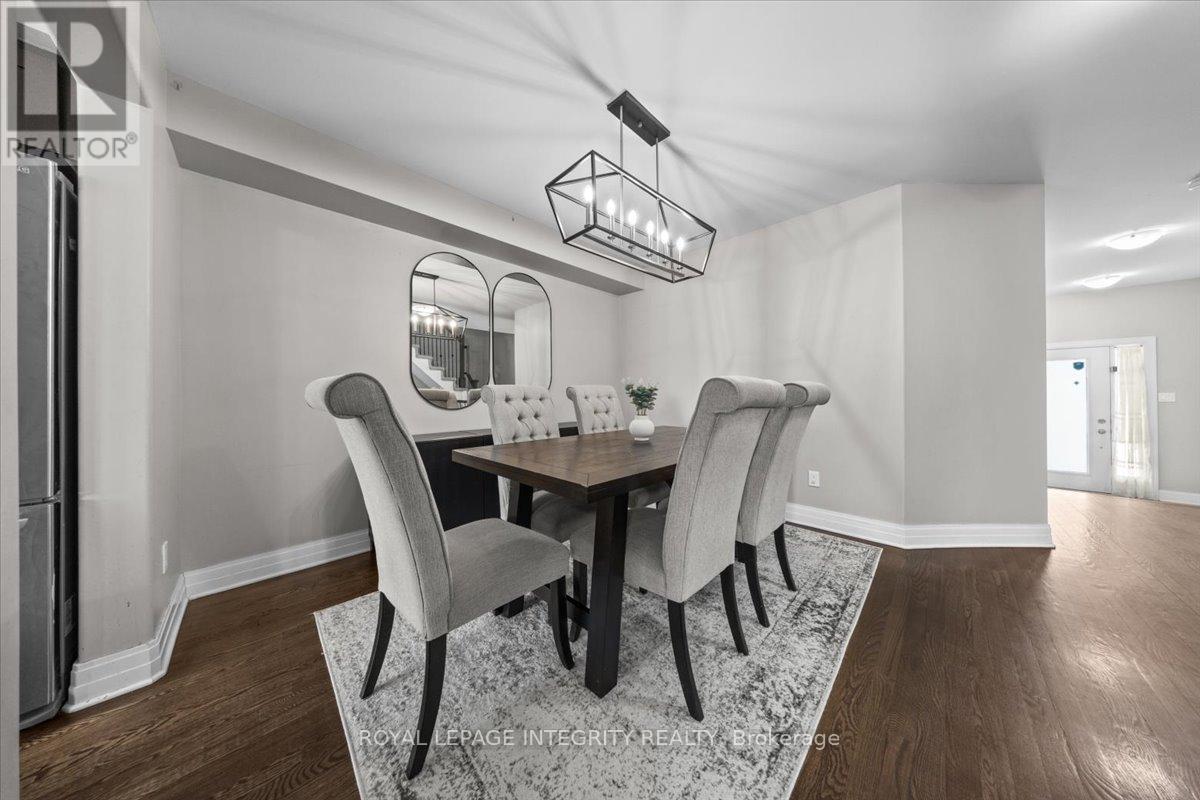 Main floor - Dining room