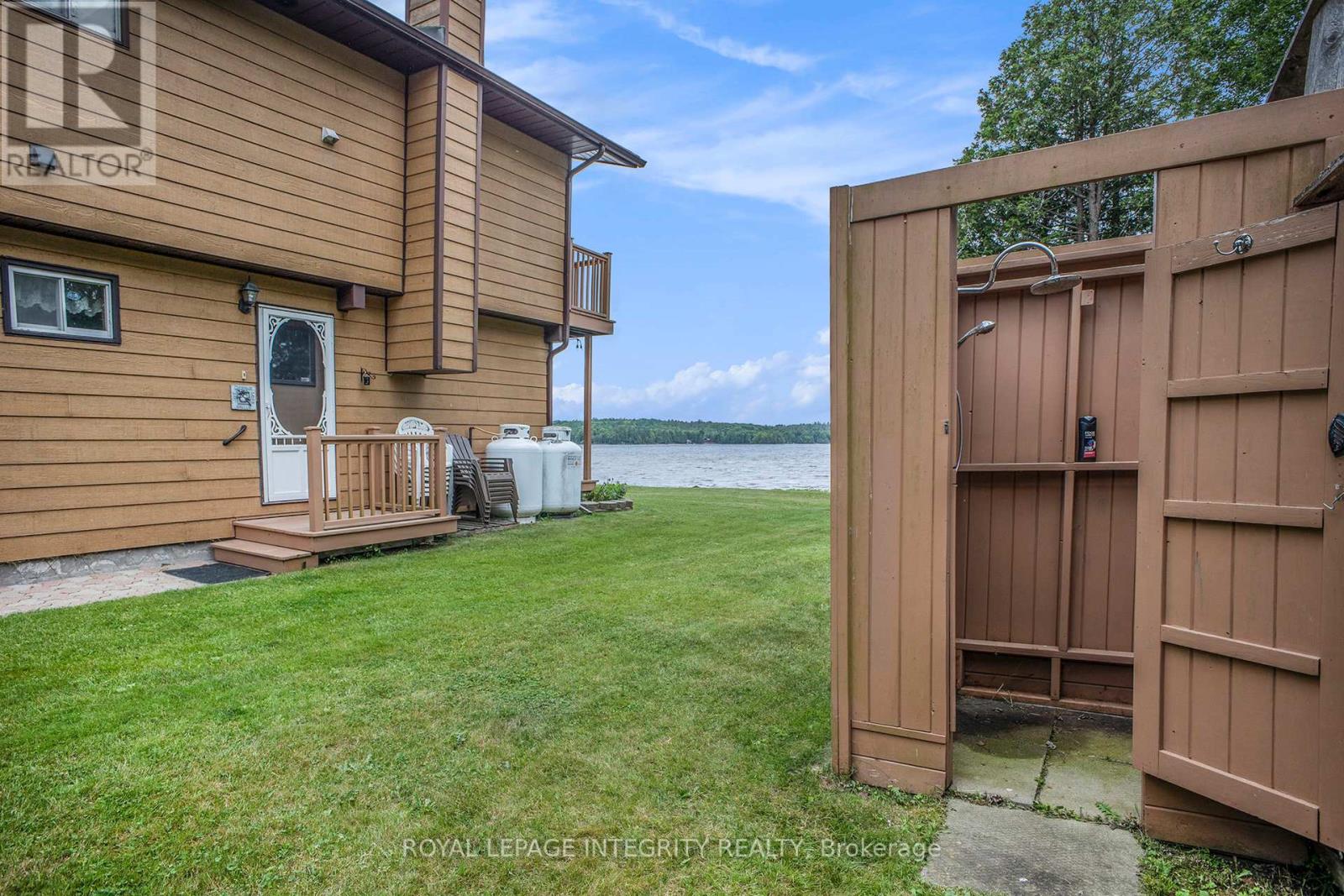 501 STEWART LANE - 5