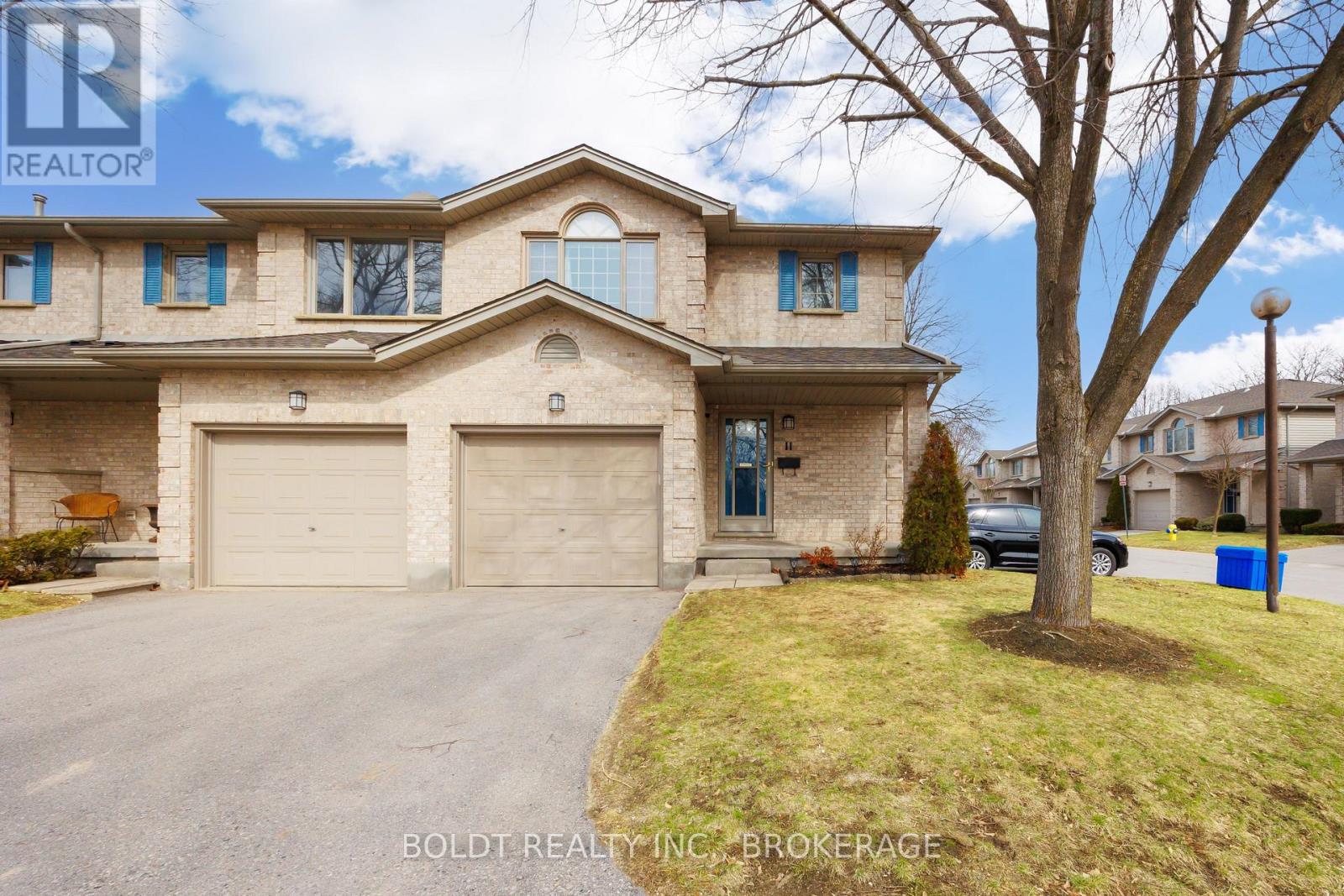 11 - 155 KILLARNEY ROAD