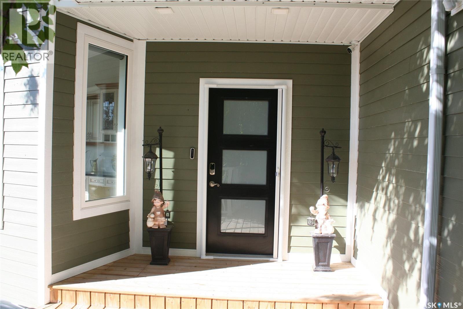 728 ELM STREET, RESORT VILLAGE OF PASQUA LAKE, SK. - 10