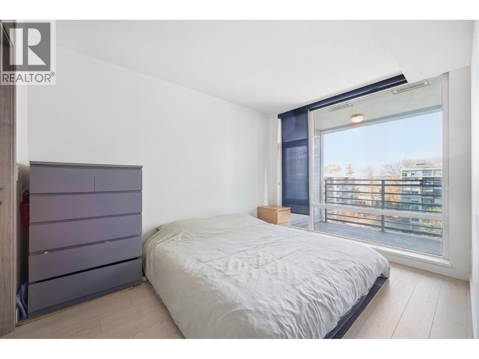 #912-8800 HAZELBRIDGE Way, Richmond