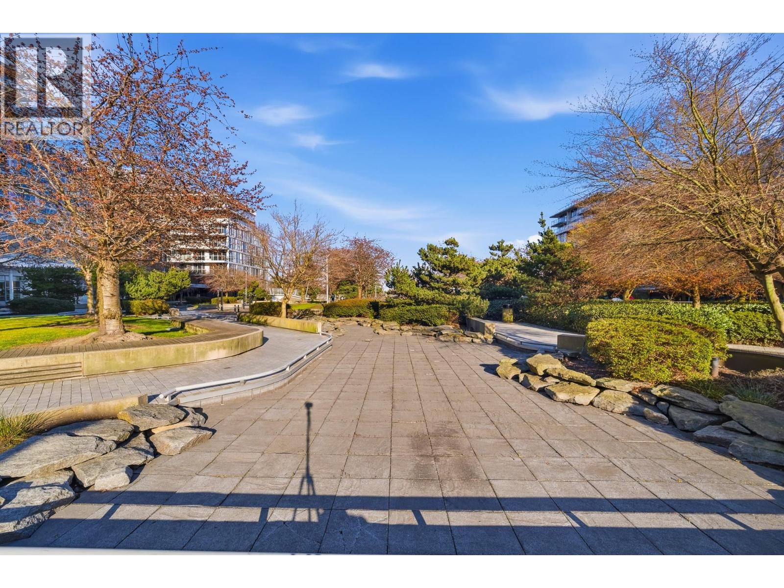 #912-8800 HAZELBRIDGE Way, Richmond