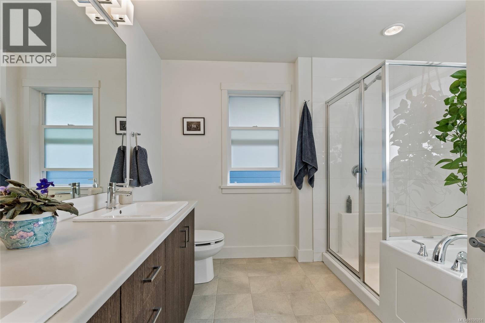 3460 SPARROWHAWK AVE - 29