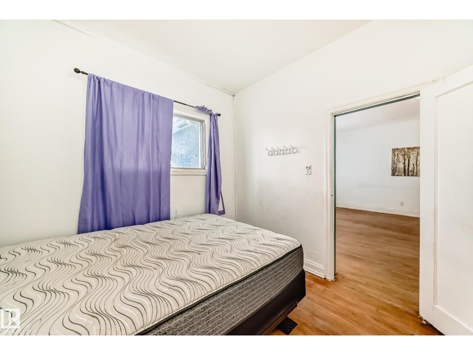 10564 92 ST NW, Edmonton