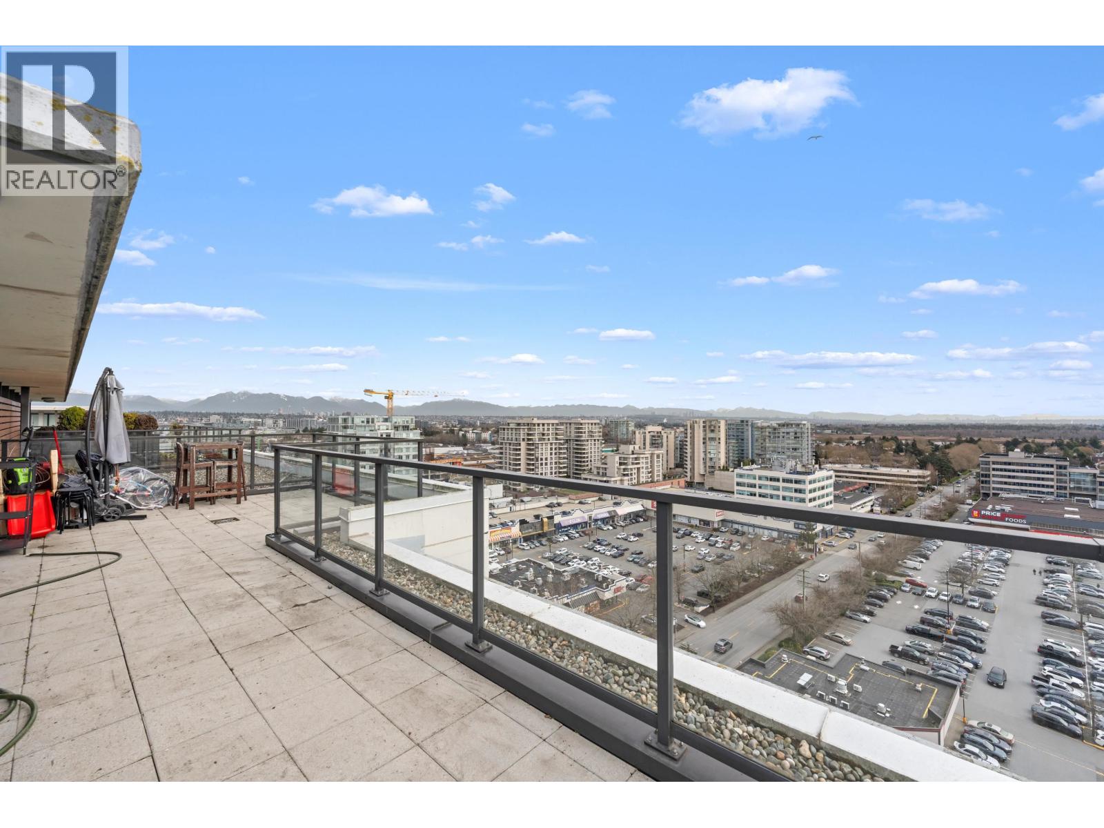 #PH6-7988 ACKROYD Road, Richmond