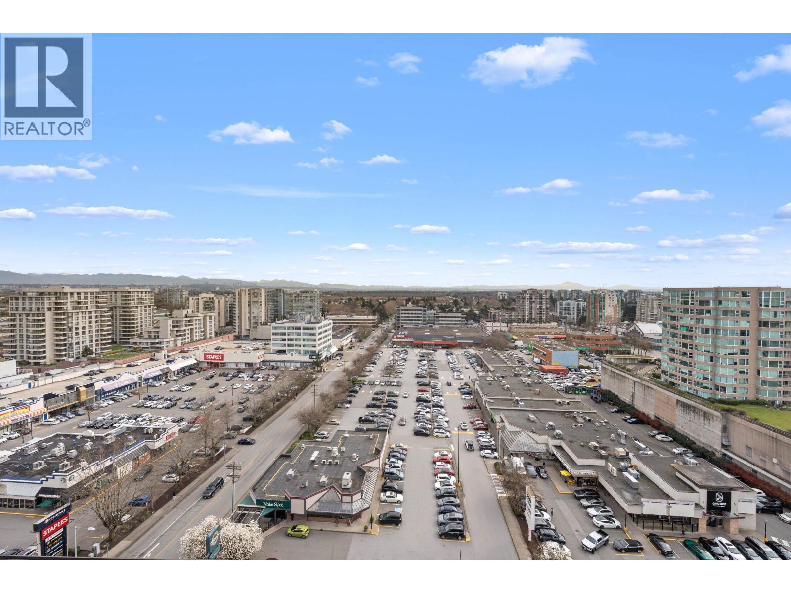 #PH6-7988 ACKROYD Road, Richmond