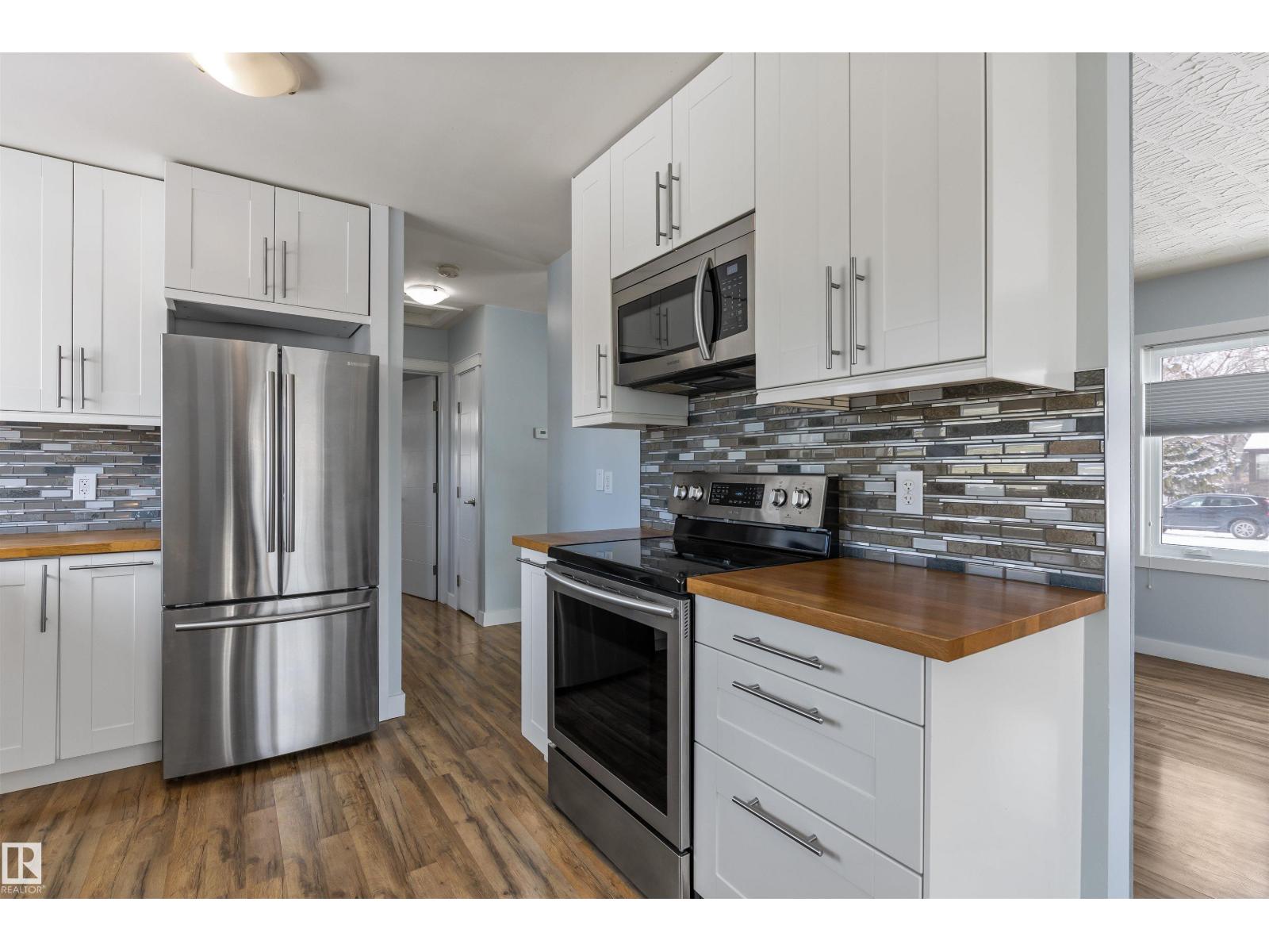 11924 141 ST NW, Edmonton