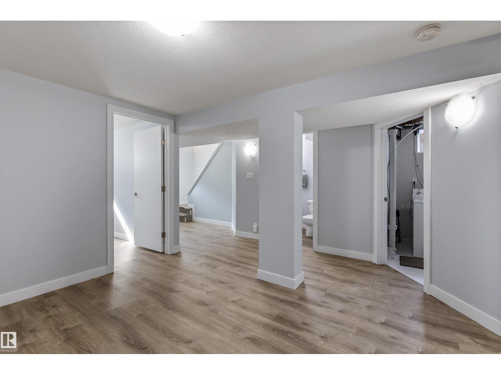 11924 141 ST NW, Edmonton