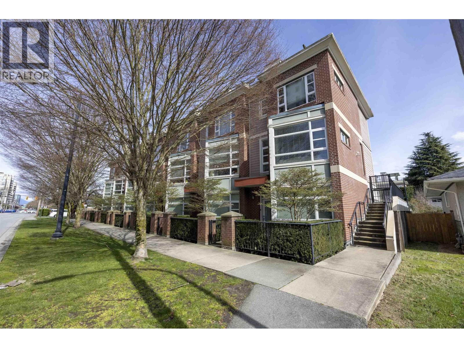 #7-6600 COONEY Road, Richmond