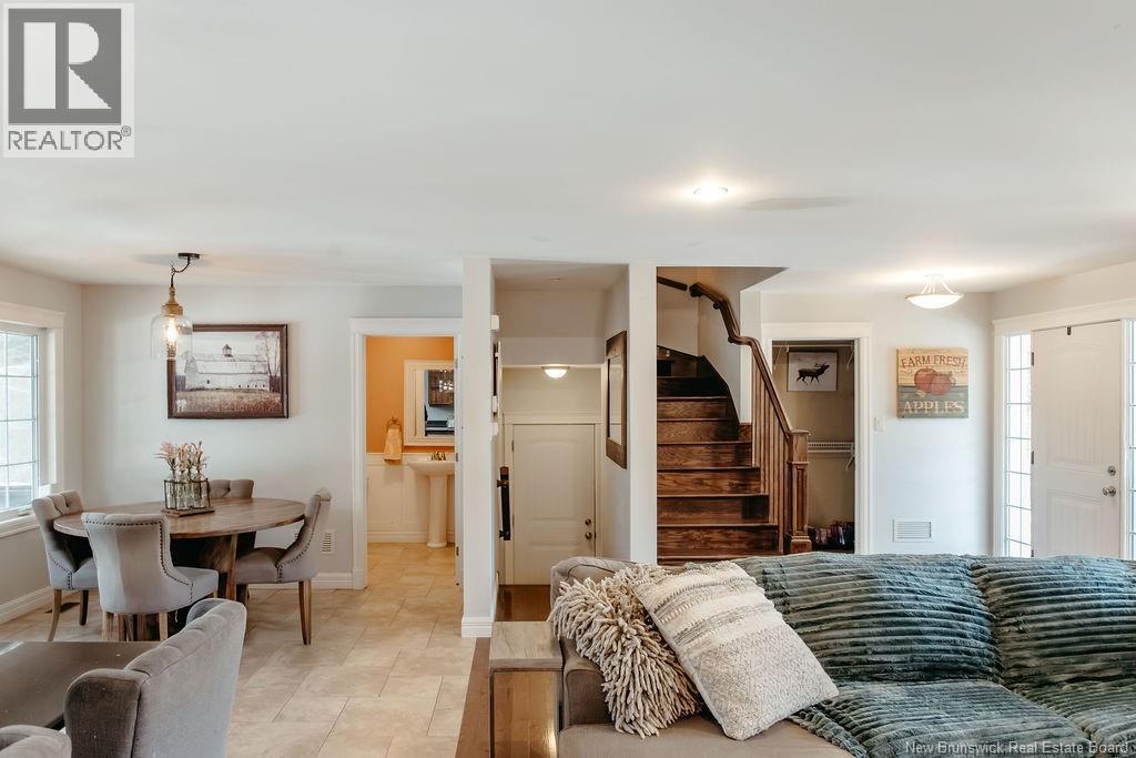 11 ARMAND STREET - 13