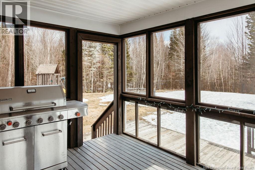 11 ARMAND STREET - 27