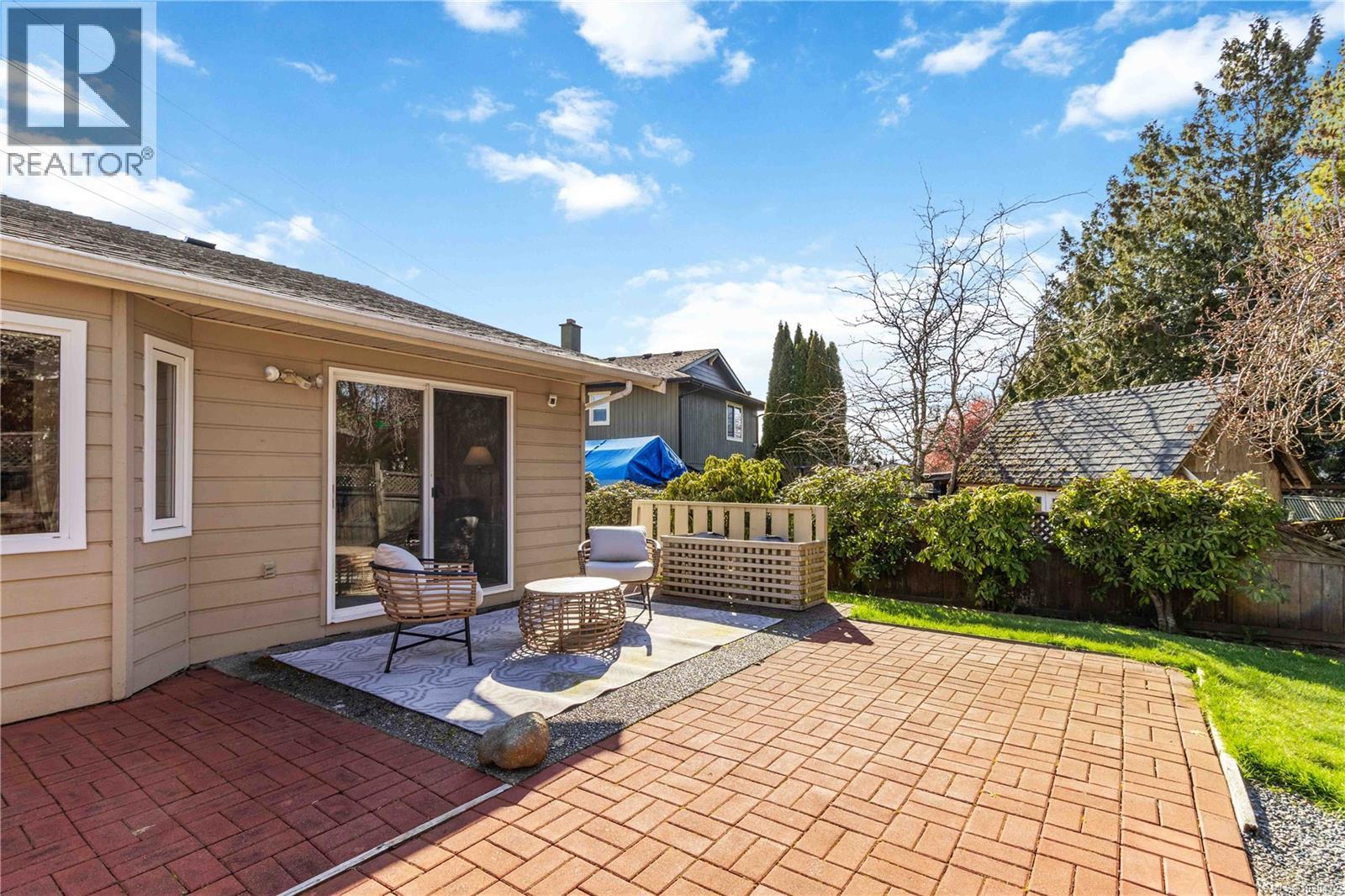 4259 PANORAMA DR - 33