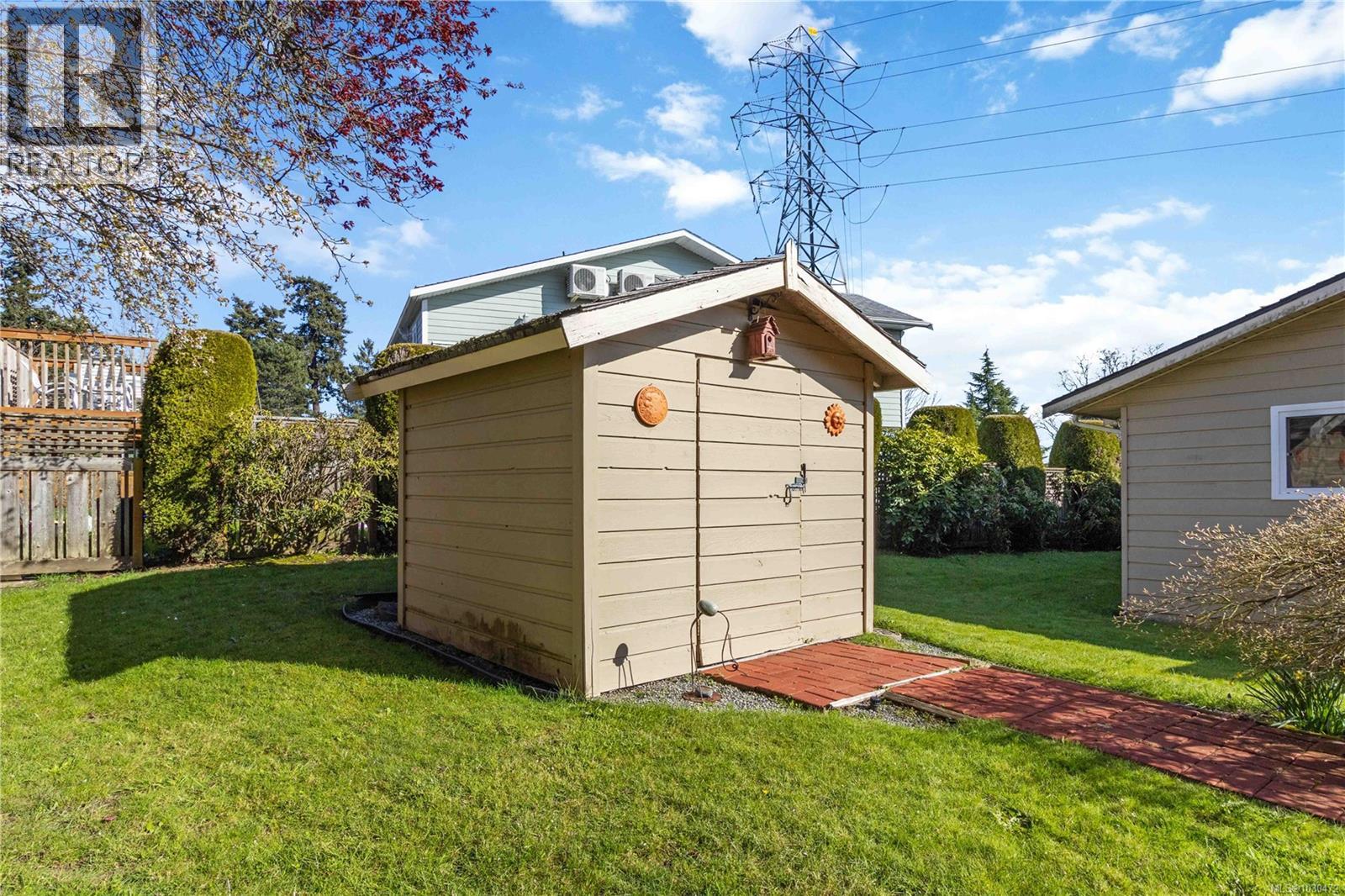 4259 PANORAMA DR - 35