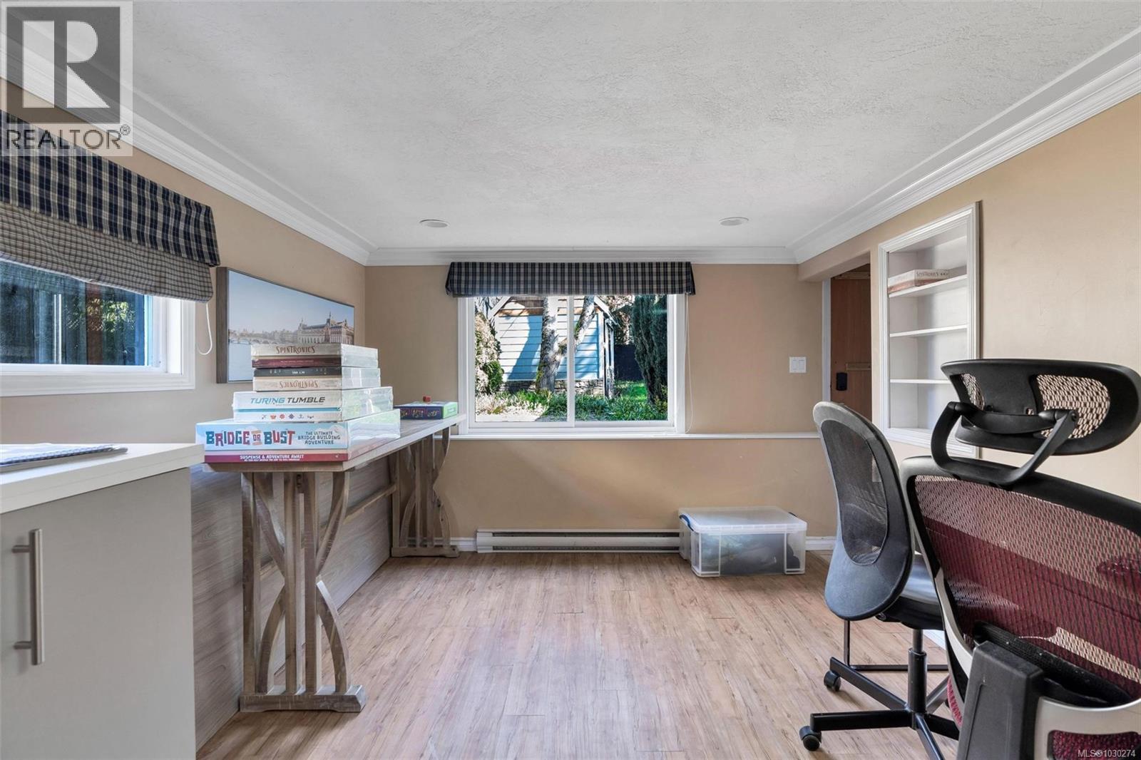  2139 Foul Bay Road, Oak Bay