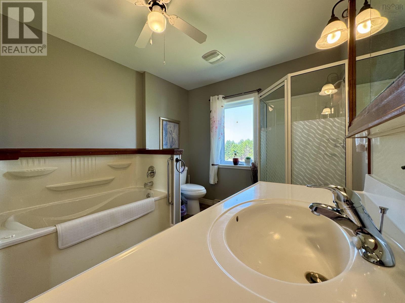 Property 16 of 33 of 3123 Highway 320