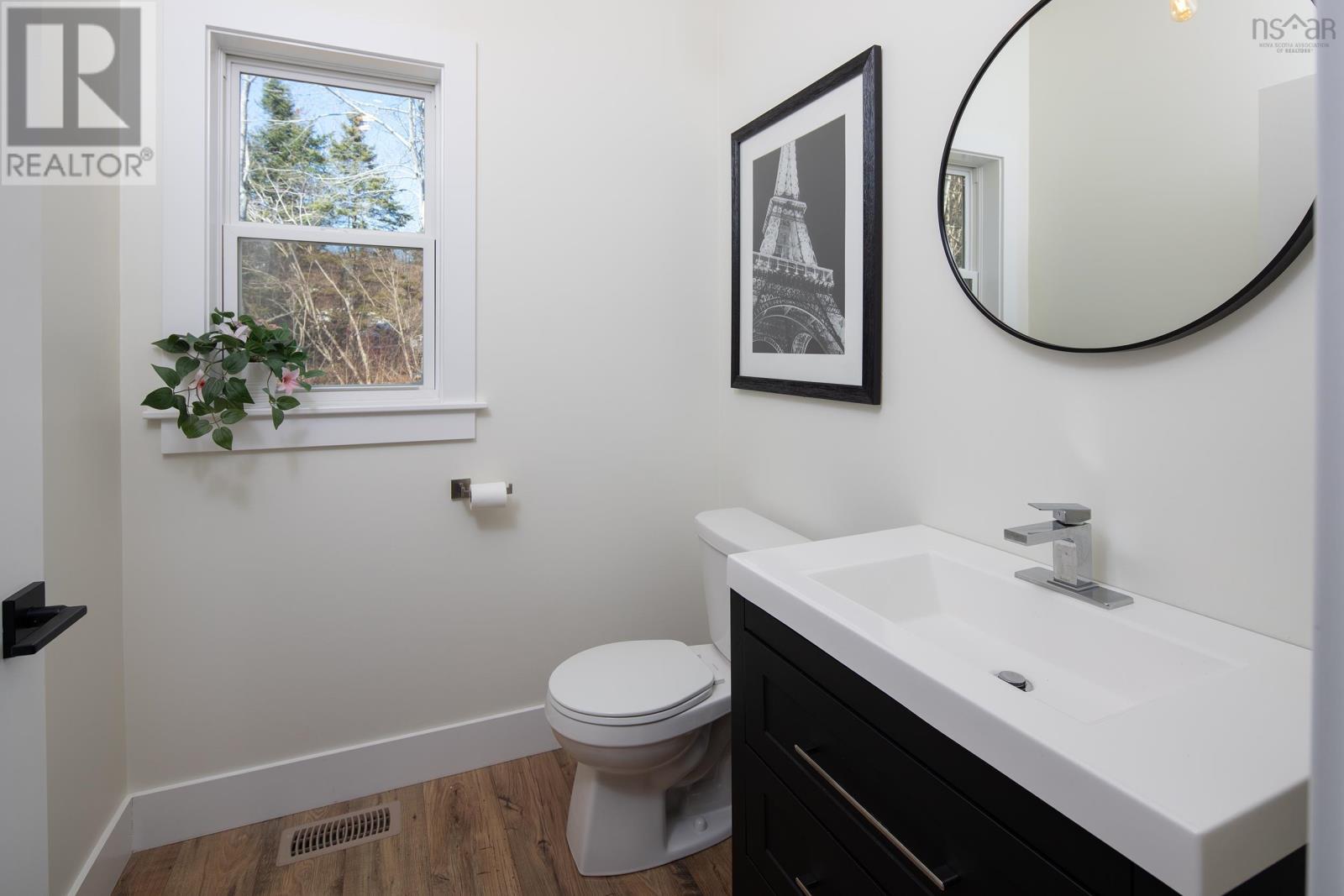 Property 17 of 41 of 86 Jorphie Drive