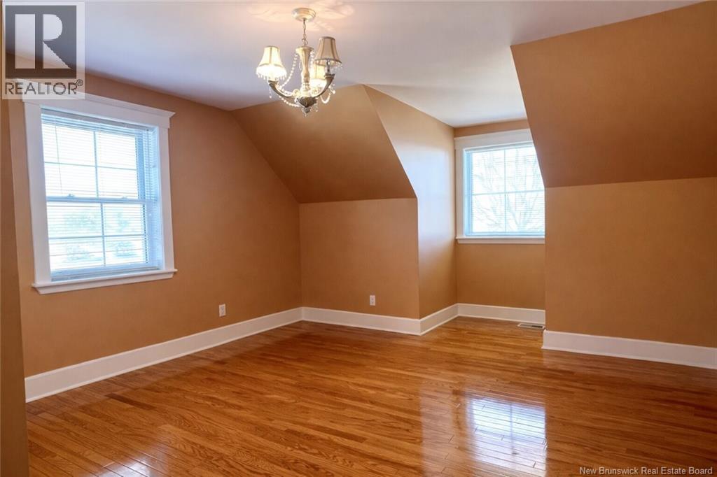 1065 SYCAMORE AVENUE - 24