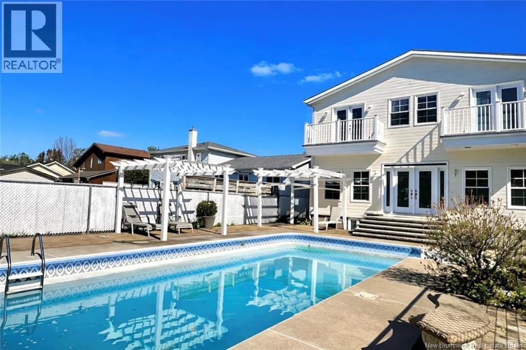 1065 SYCAMORE AVENUE - 27