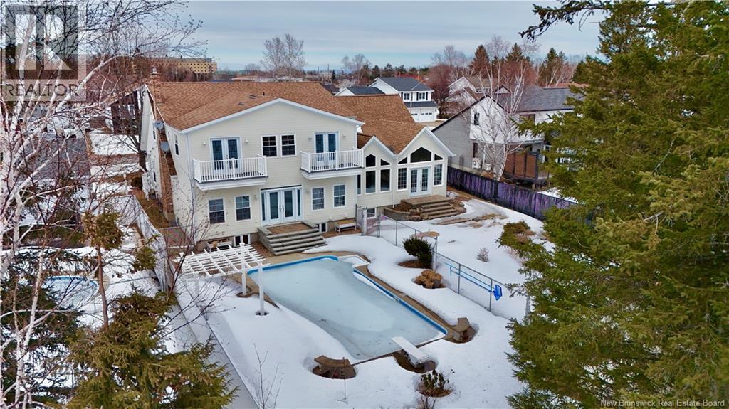 1065 SYCAMORE AVENUE - 6