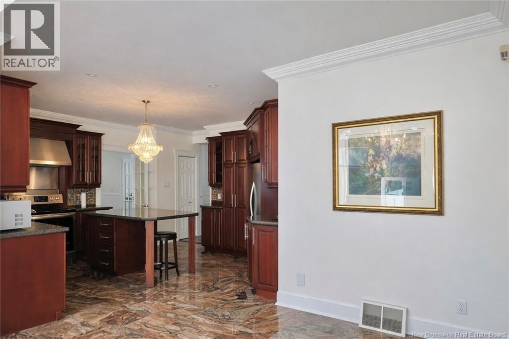 1065 SYCAMORE AVENUE - 9