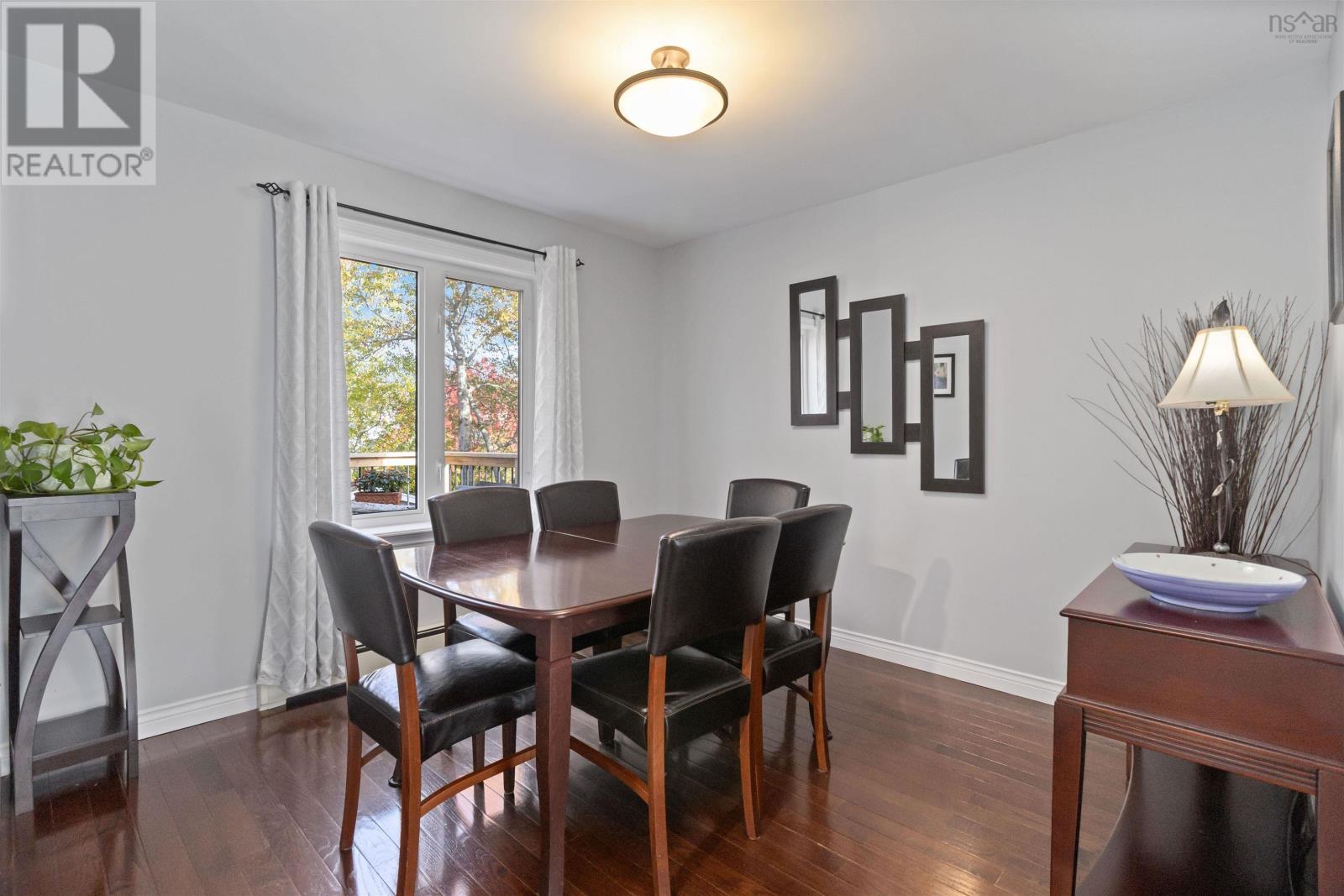 Property 14 of 45 of 5 Roxham Close