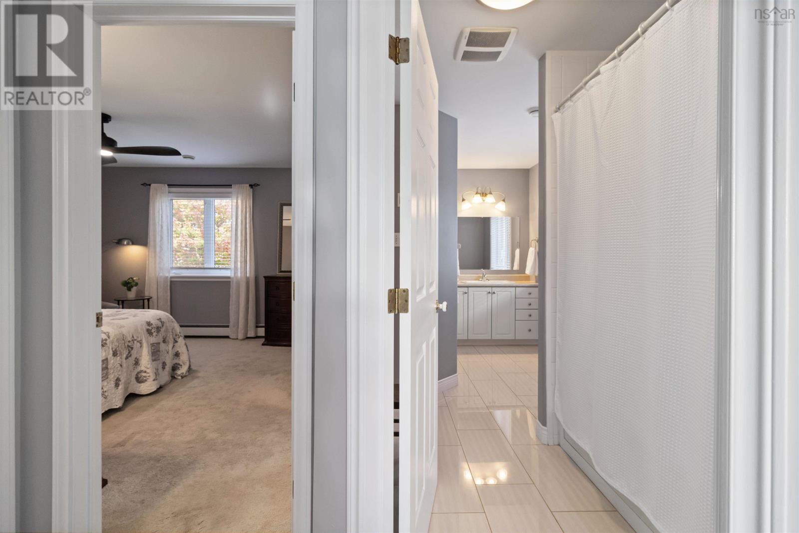 Property 18 of 45 of 5 Roxham Close