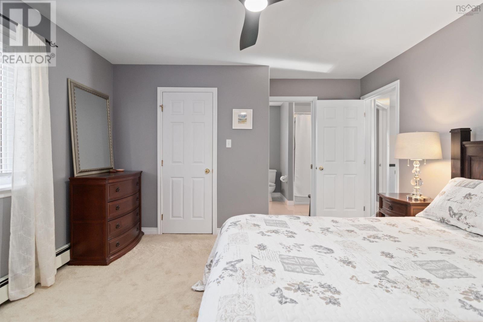 Property 20 of 45 of 5 Roxham Close