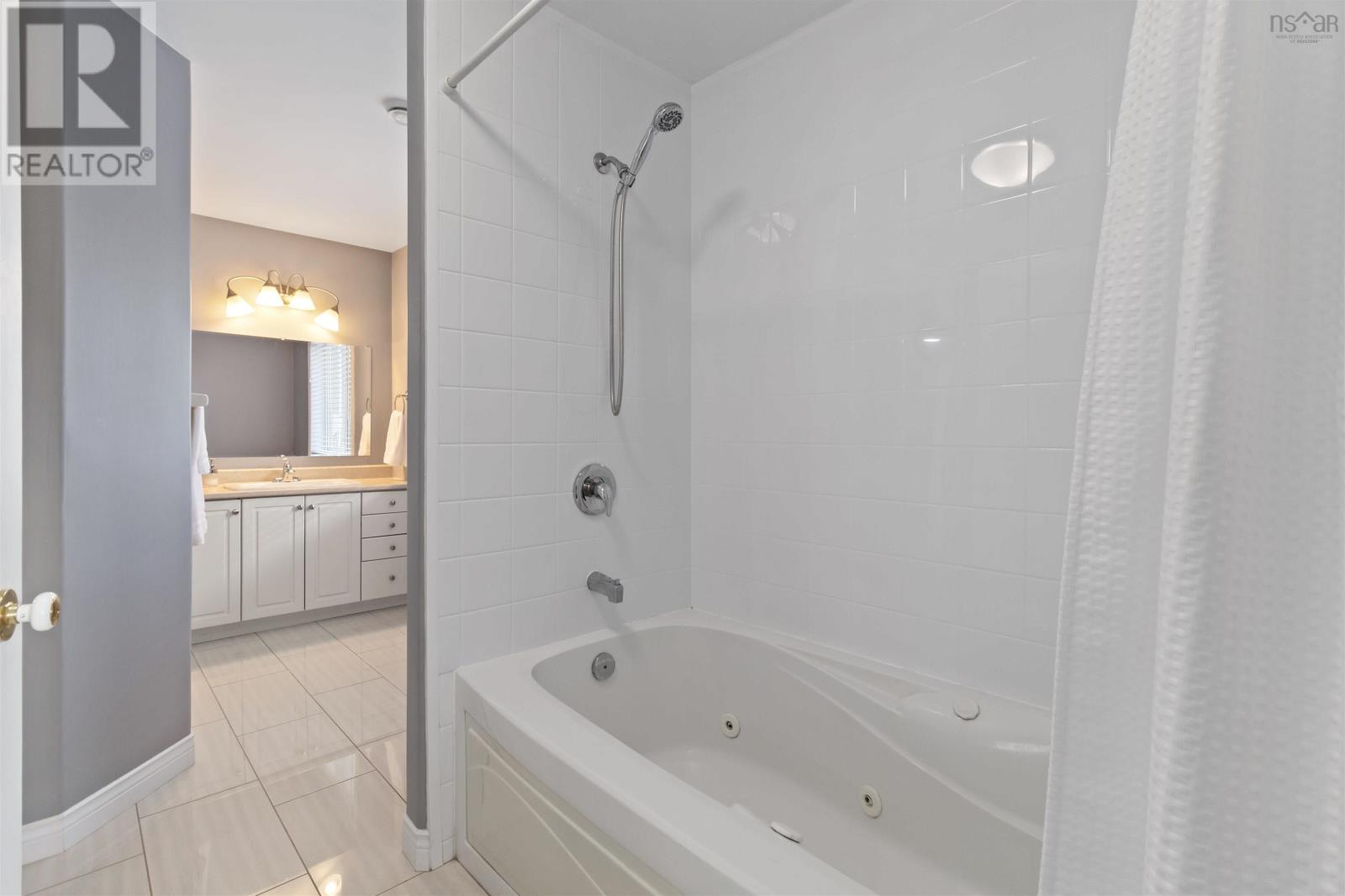 Property 21 of 45 of 5 Roxham Close