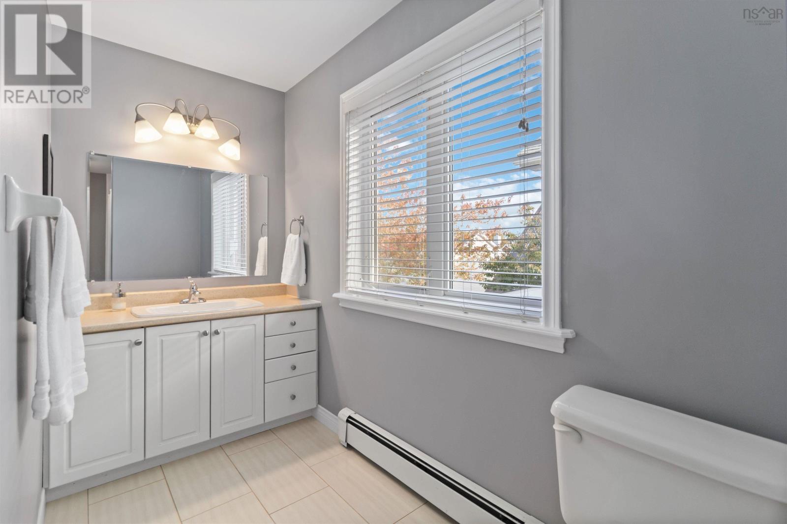 Property 22 of 45 of 5 Roxham Close