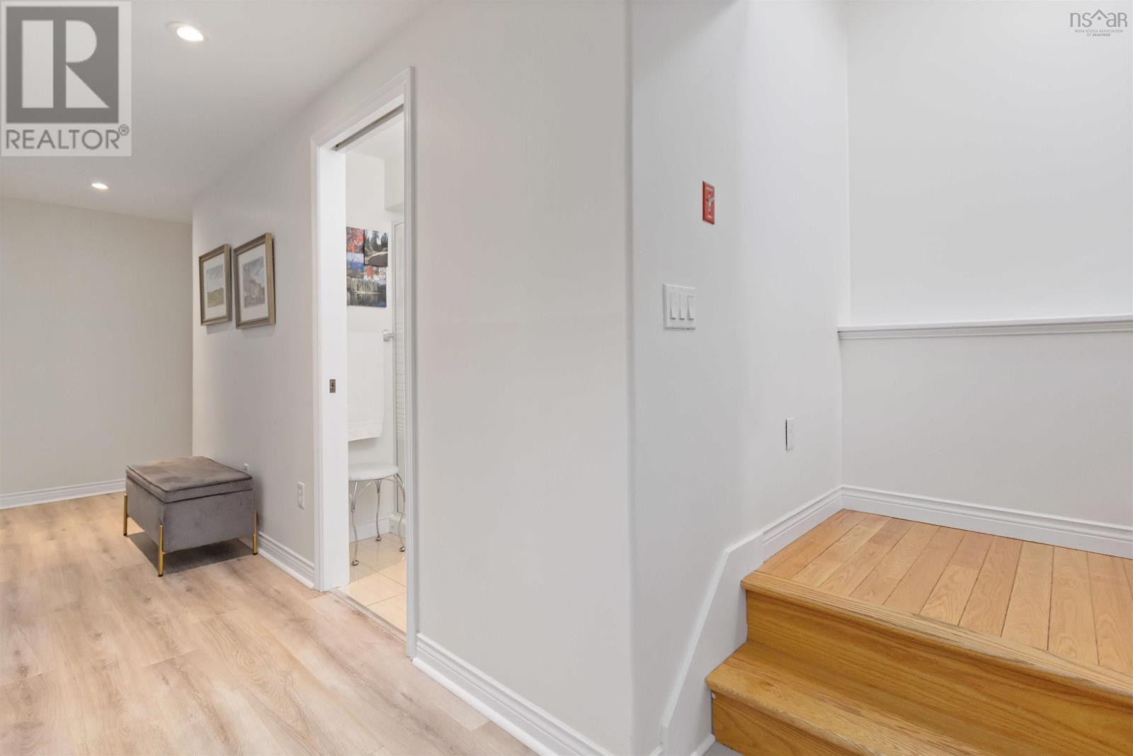 Property 25 of 45 of 5 Roxham Close