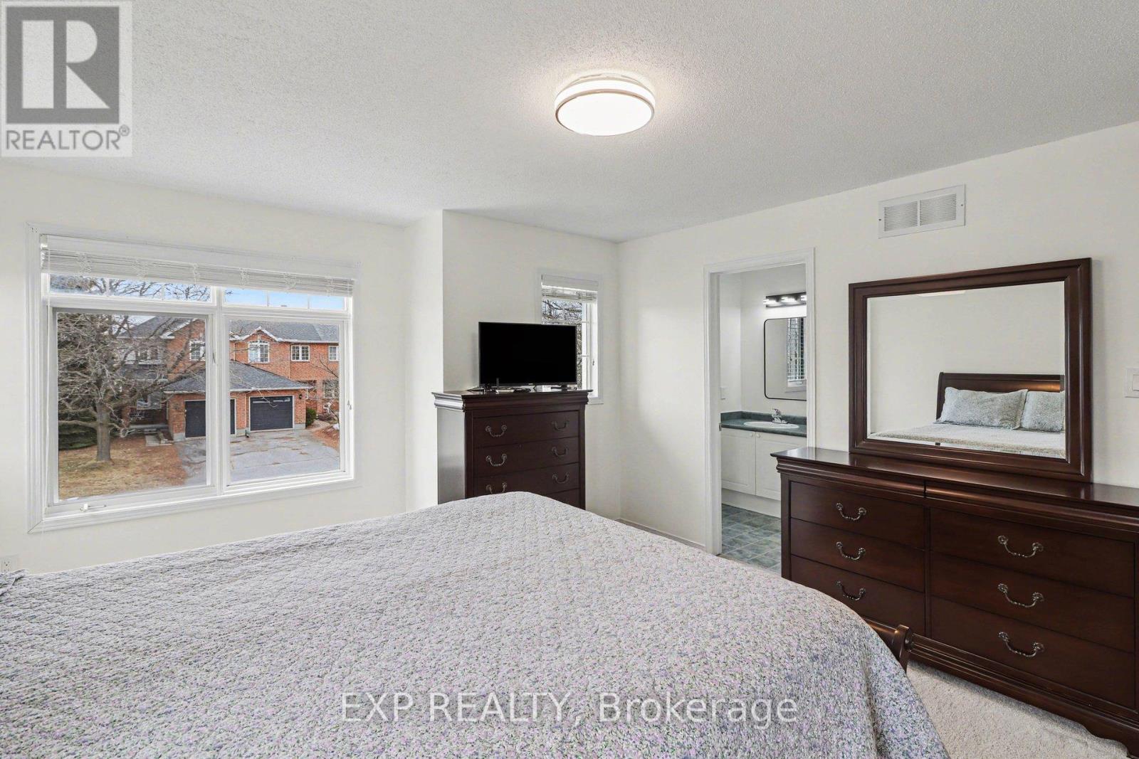 1504 DUPLANTE AVENUE, Ottawa, Ontario