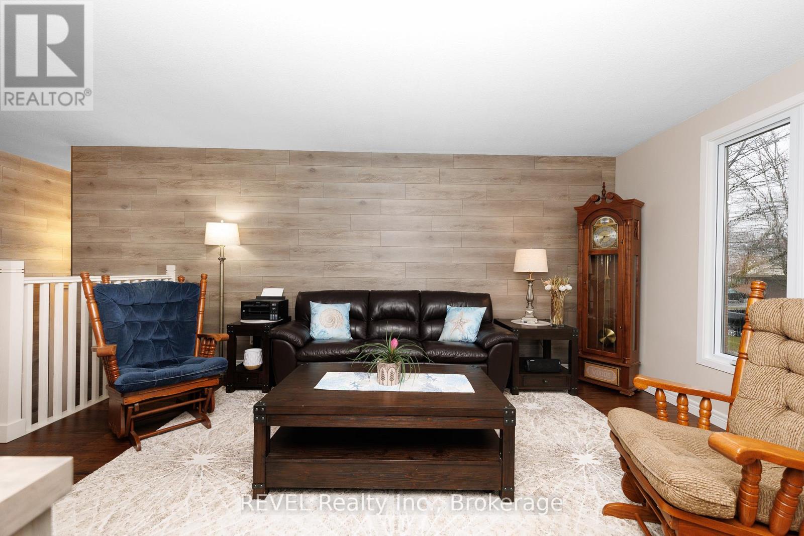 323 BARRICK ROAD - 7