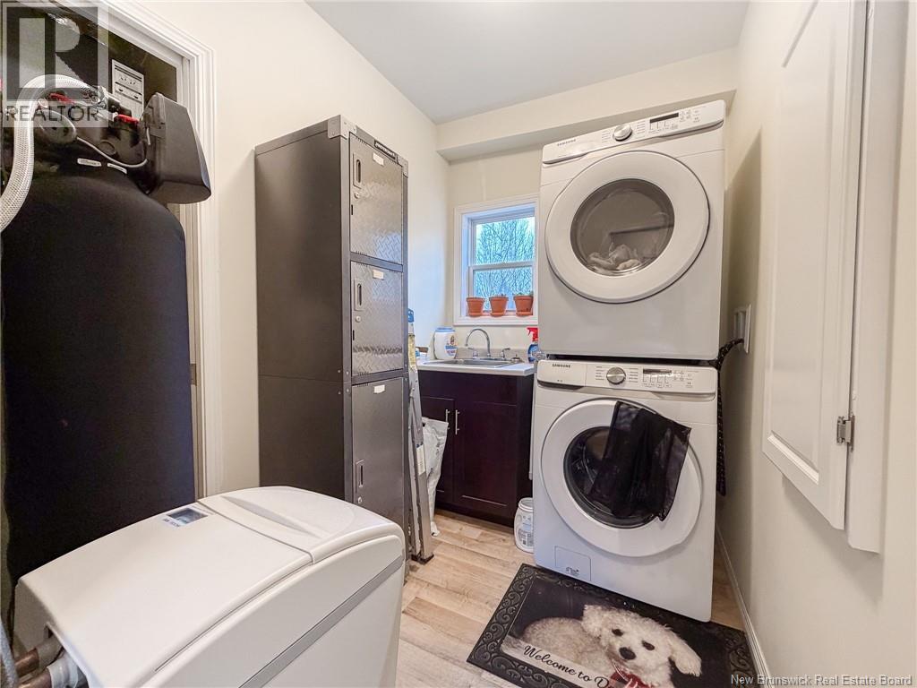 23 ROBERTA STREET - 26