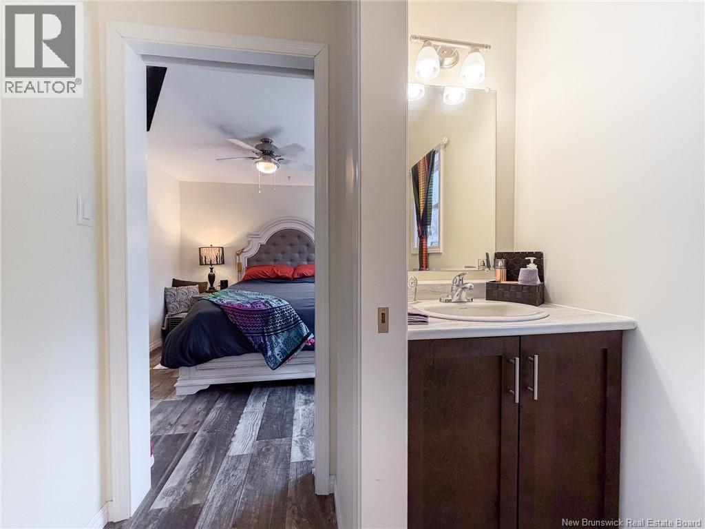 23 ROBERTA STREET - 28