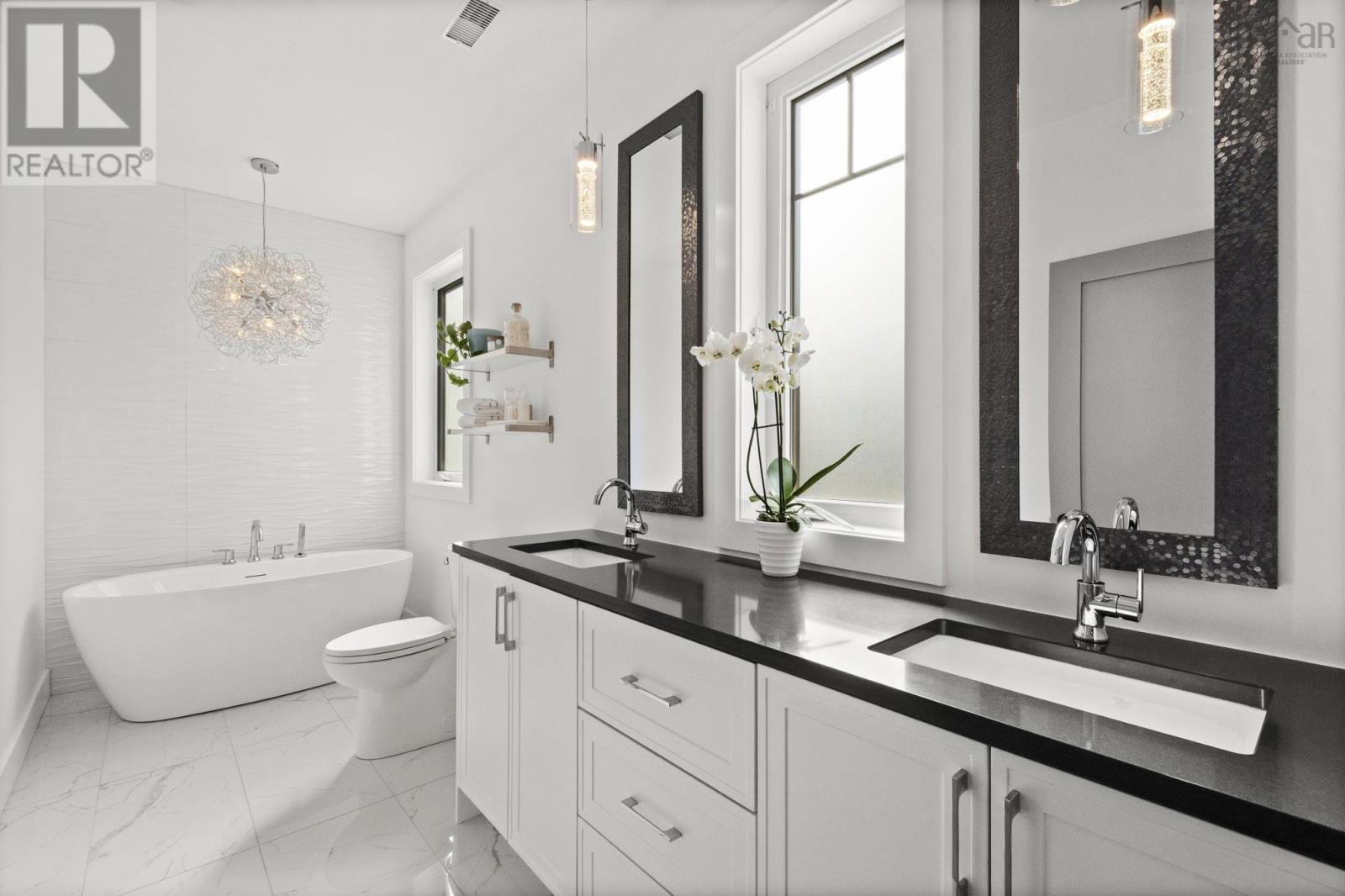 Property 28 of 49 of 3 Fiddlehead Way