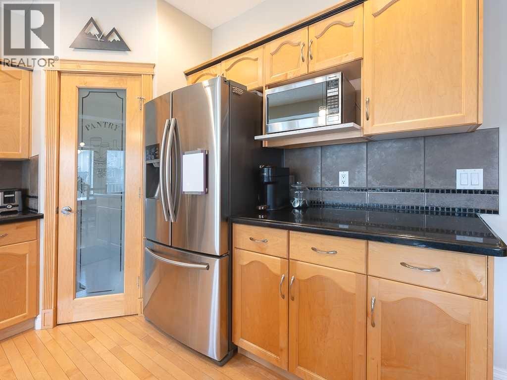 Single Family House for Sale in  Royal Birkdale Crescent NW Royal Oak Calgary 