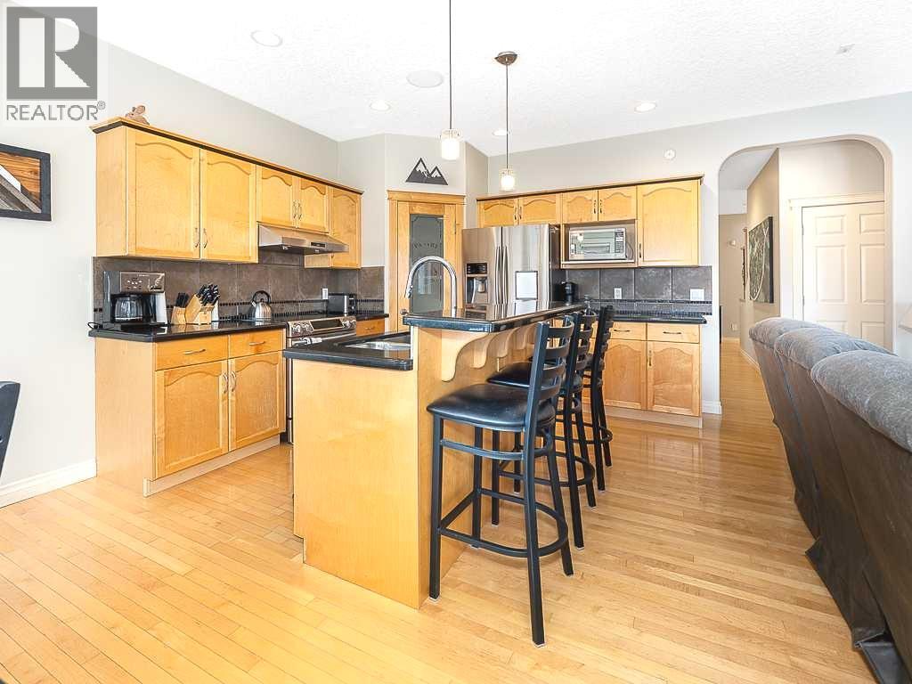 Single Family House for Sale in  Royal Birkdale Crescent NW Royal Oak Calgary 