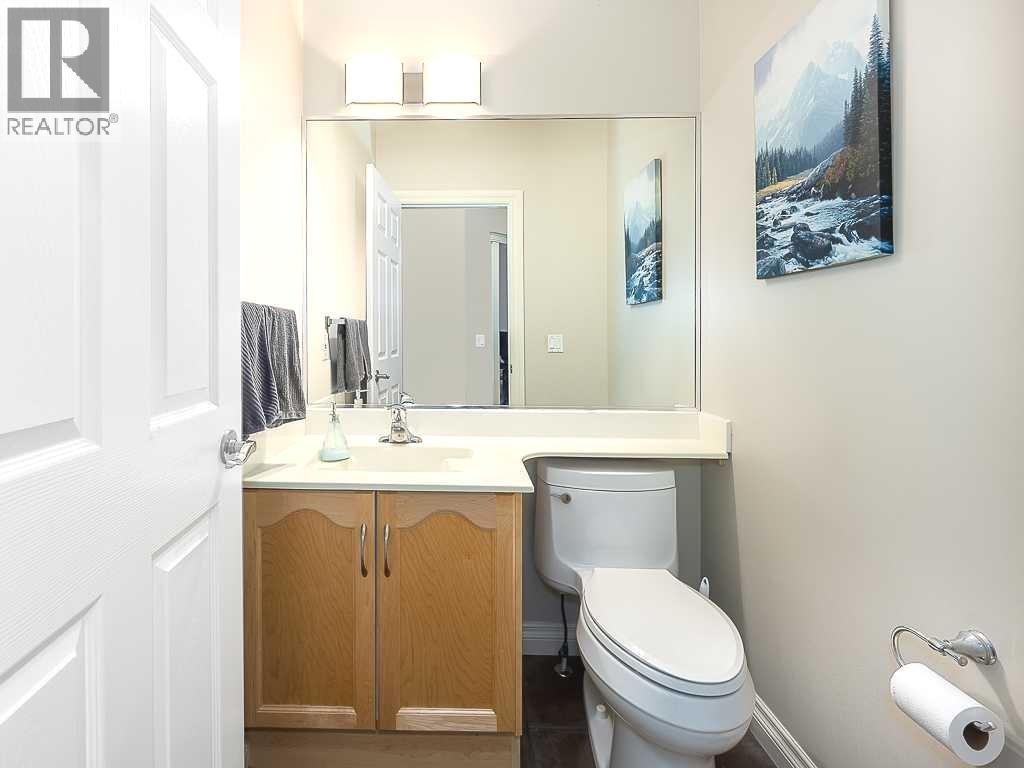 Single Family House for Sale in  Royal Birkdale Crescent NW Royal Oak Calgary 