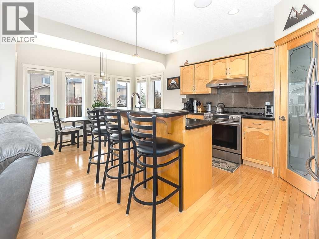 Single Family House for Sale in  Royal Birkdale Crescent NW Royal Oak Calgary 