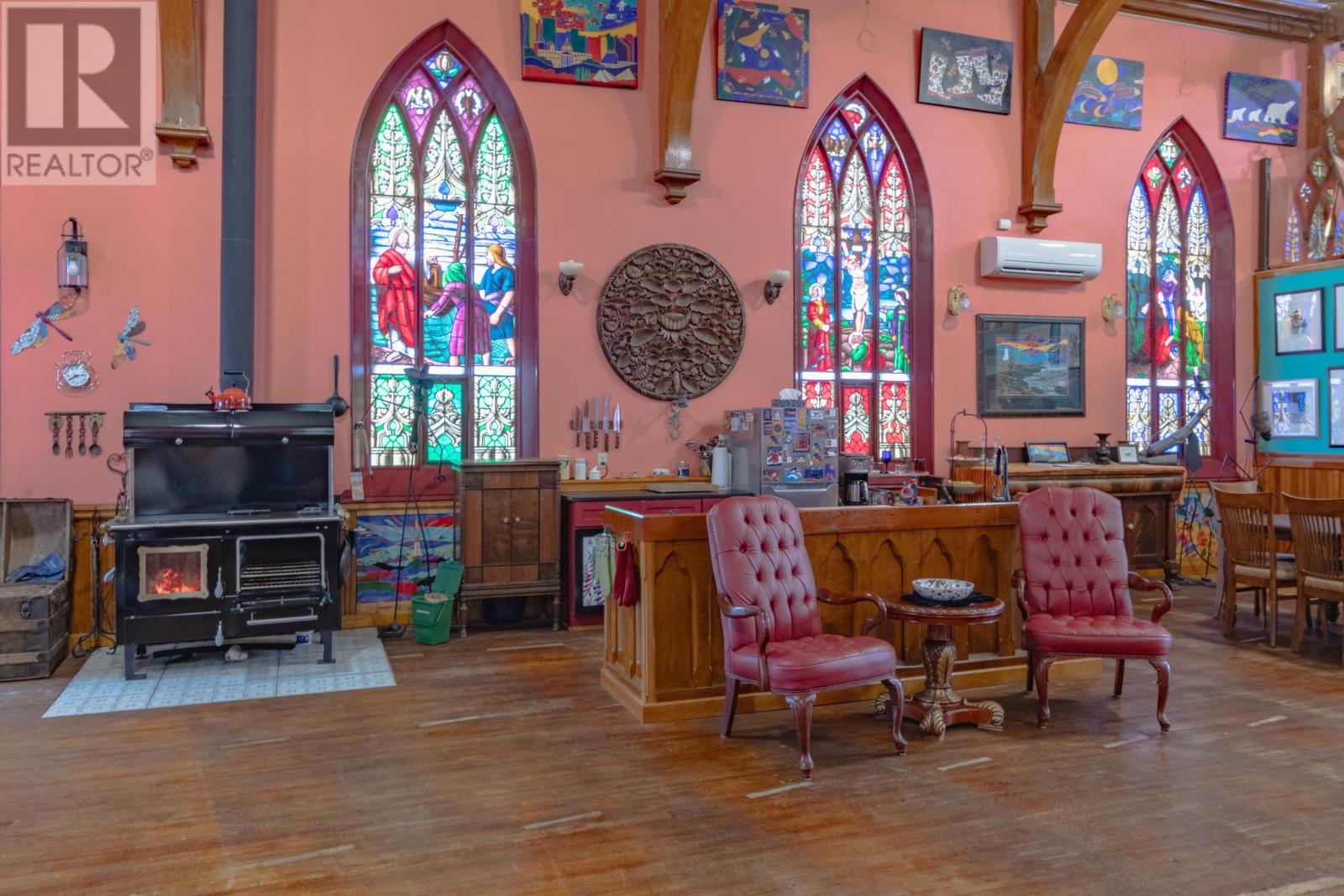 Property 12 of 37 of 298 Granville Street