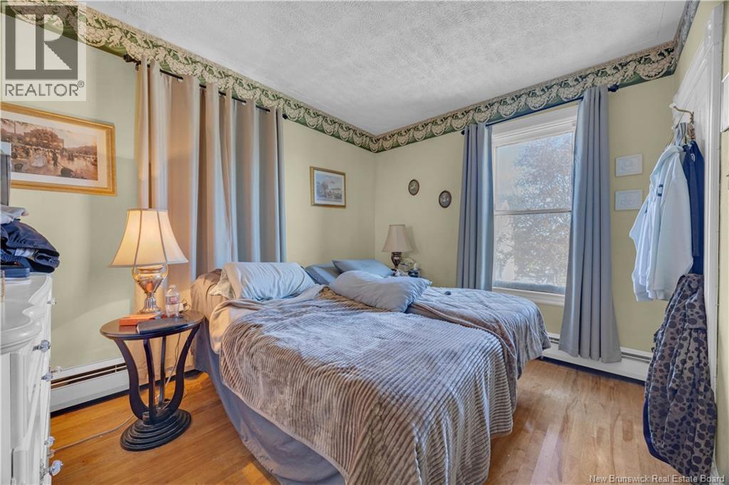 163 GUILFORD STREET - 14